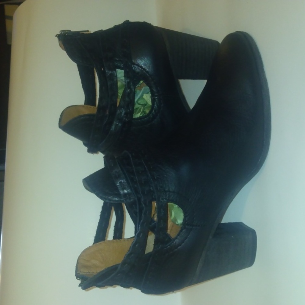 FRYE BOOTS